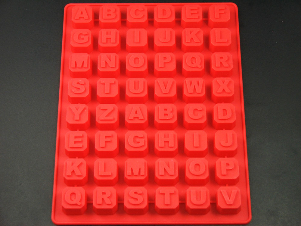 พิมพ์ซิลิโคนลาย A-Z ค่ะ