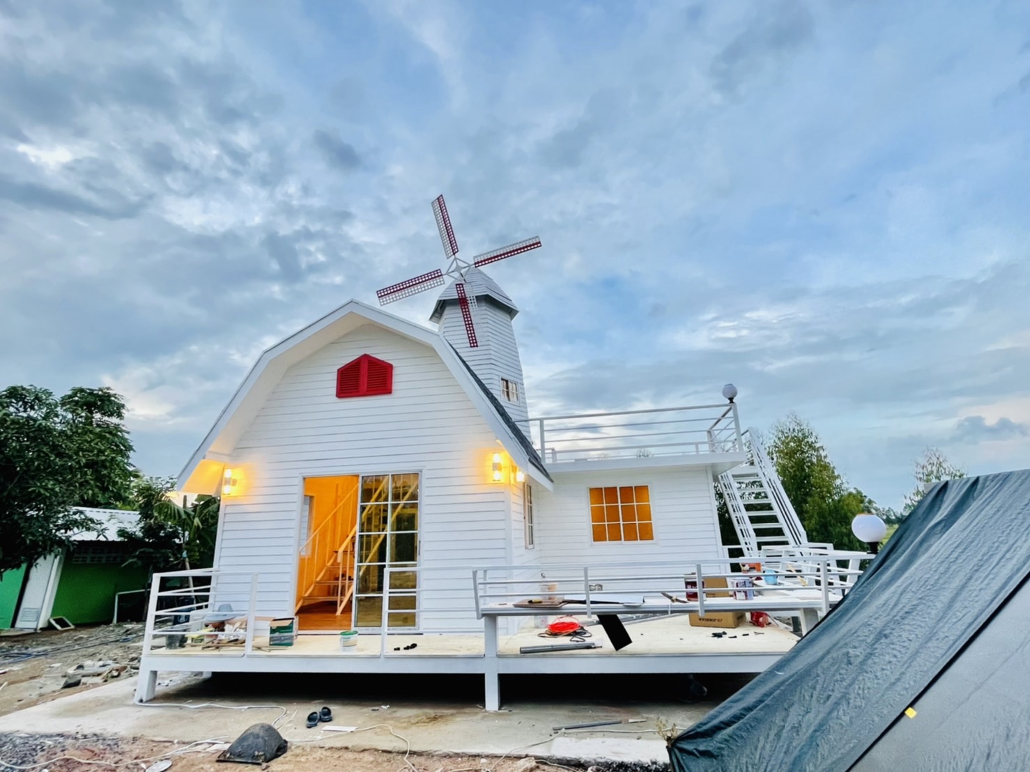 บ้านกังหันลม ขนาดกว่า 50 ตารางเมตร ใหม่ล่าสุด กังหันหมุนได้จริง