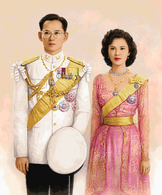 Pinn ในหลวง ร.๙-พระราชินี