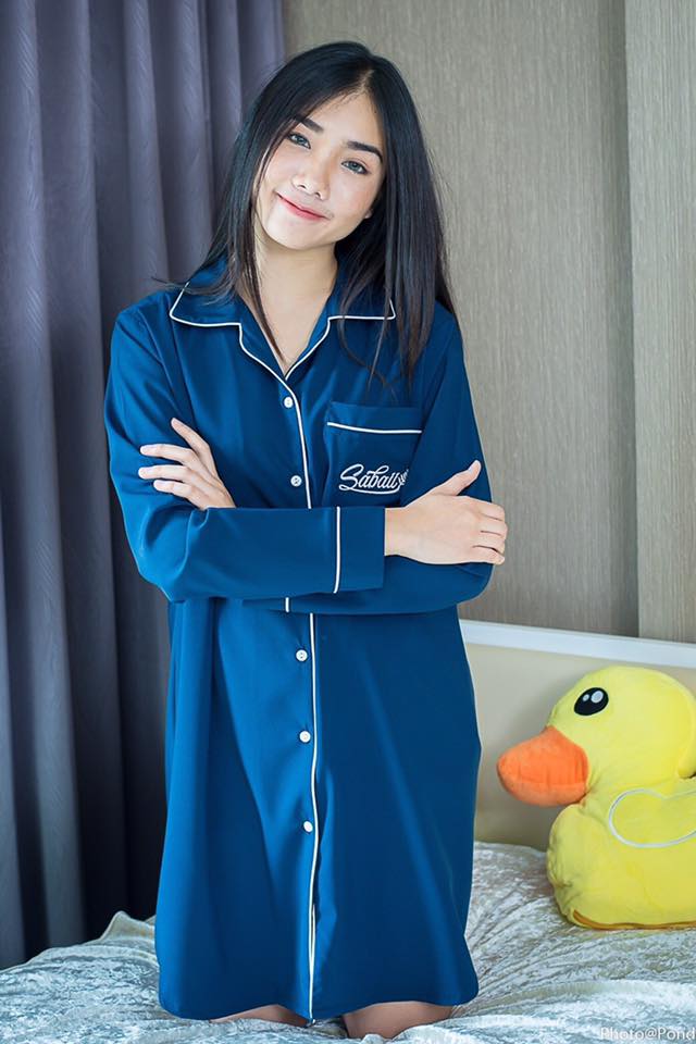 ชุดนอนเกรดห้าง ไหมอิตาลี กระโปรง แขนยาว