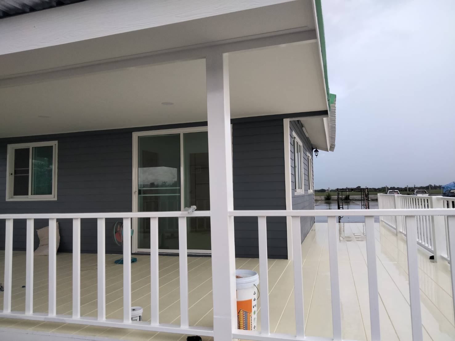 บ้านน็อคดาวน์ ขนาด 9 * 8 เมตร ในตัวบ้าน ขนาด 6*6 เมตร ราคา 550000 บาท