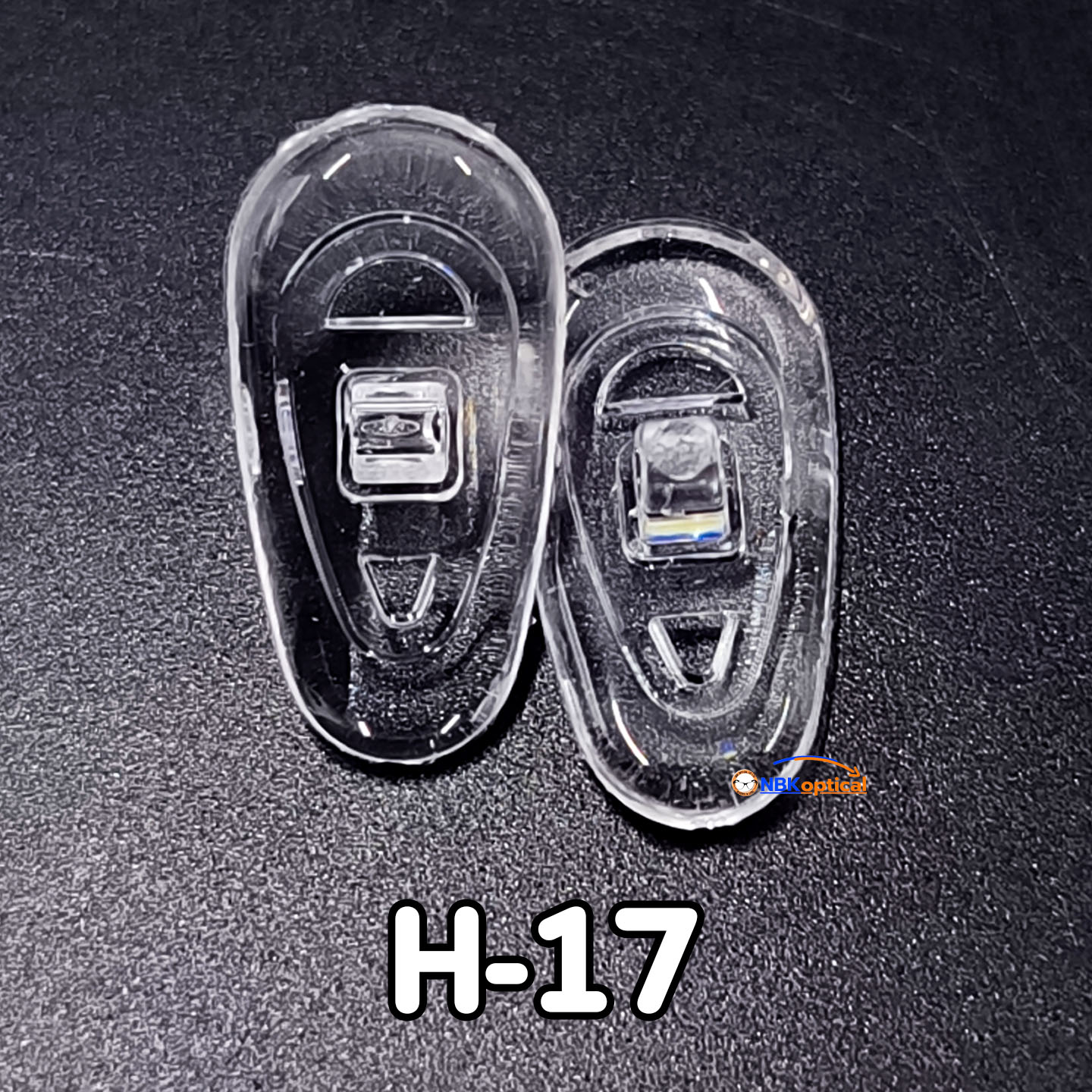 แป้นจมูกซิลิโคน H-17 (ขาย 50 คู่)