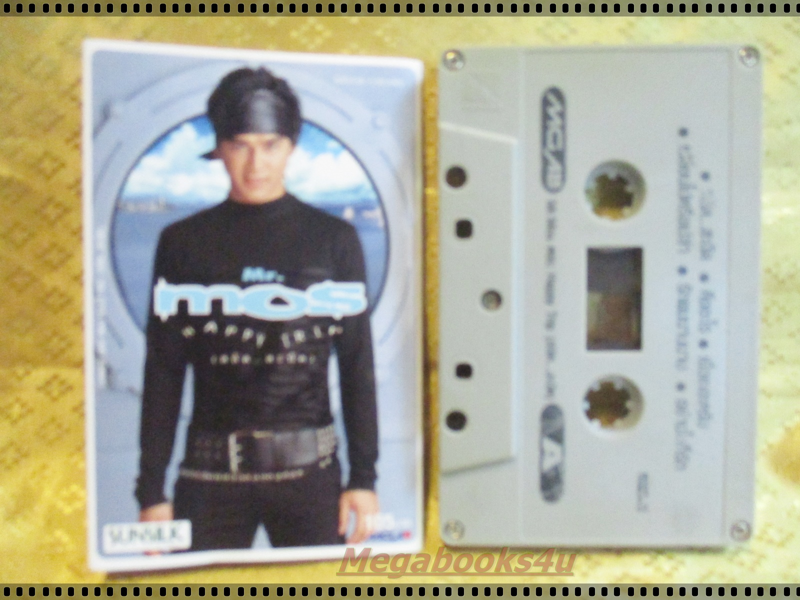 เทปเพลงไทยสากล มอส ปฏิภาณ ปฐวีกานต์ อัลบั้ม HAPPY TRIP สลัด..สะบัด