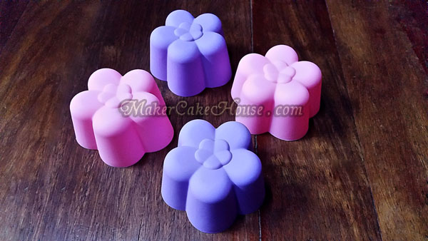 พิมพ์ซิลิโคนดอกบ๊วยเดี่ยว 7 cm. ( ราคา 12 ชิ้น )