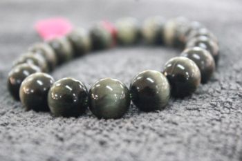 แคทอายกรีนอพาไทต์ ( Green Apatite cat eye )