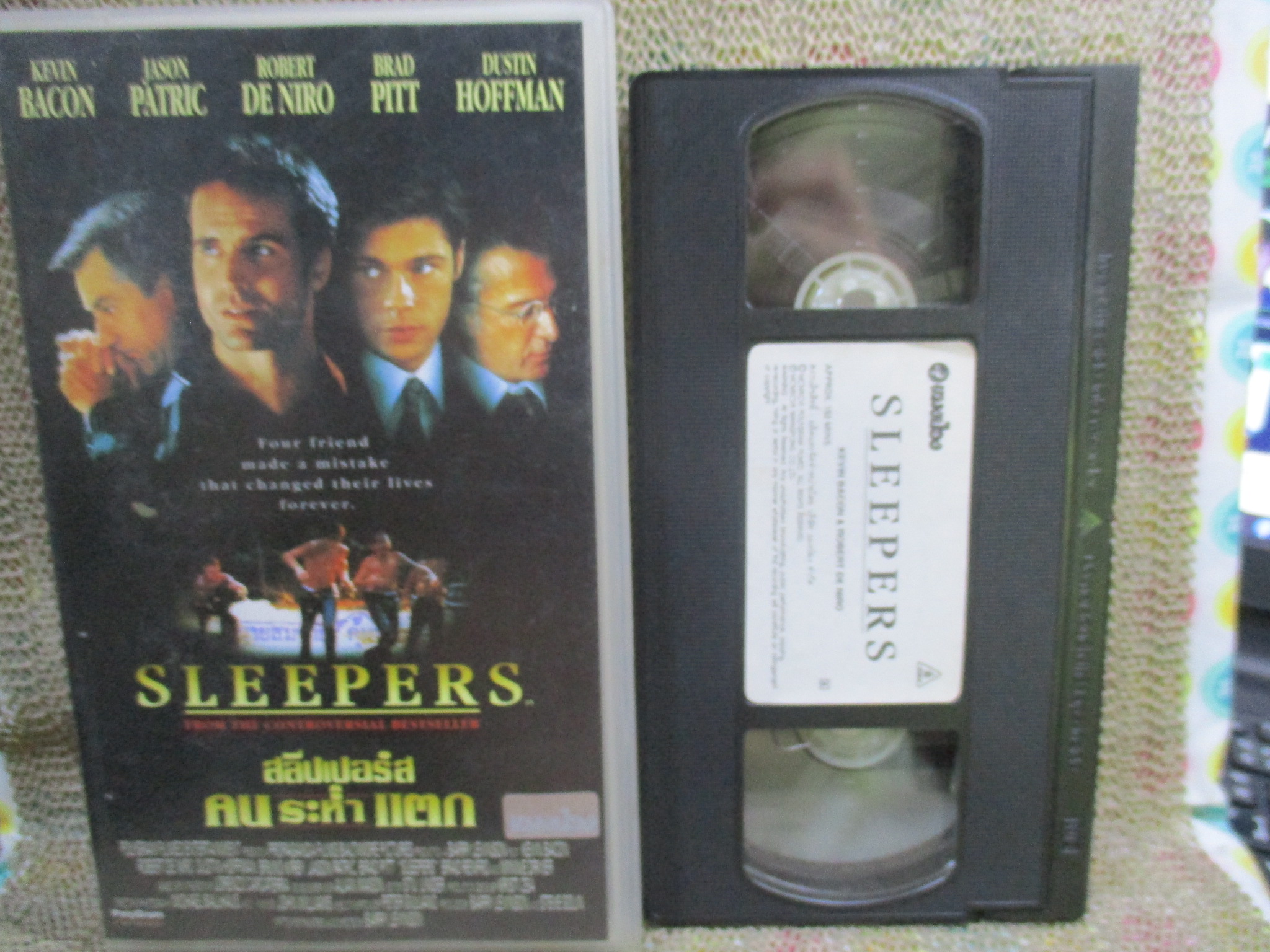 วีดีโอเทป Video Tape Sleepers (1996) คนระห่ำแตก พากย์ไทย ค่ายแมงป่อง