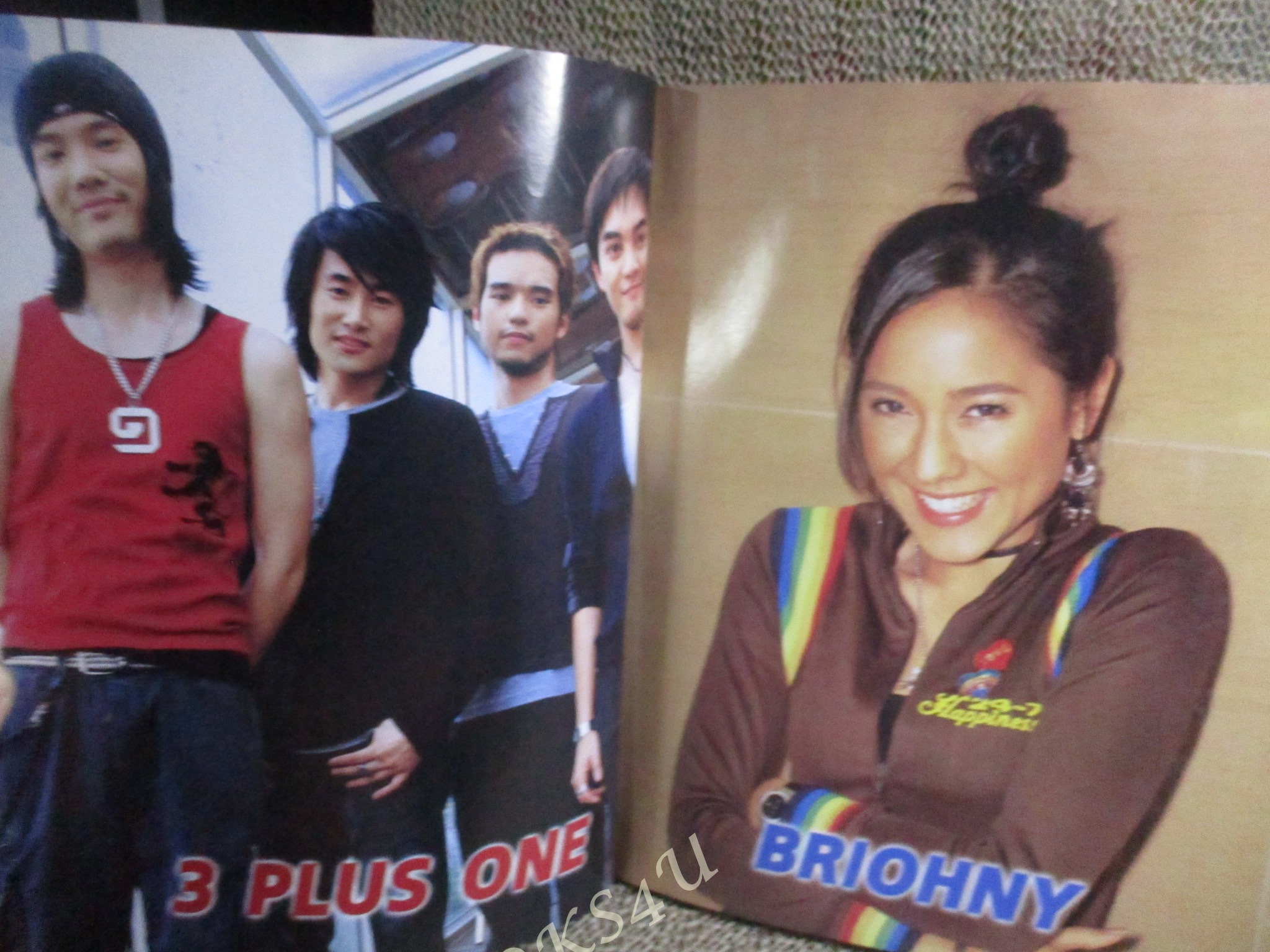 หนังสือเพลงพร้อมคอร์ดกีตาร์ THE SINGLES 05 ปี2547 / ลาบานูน / พีชเมกเกอร์