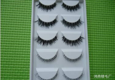 HW-60 ขนตาบน,ล่าง เอ็นใส (ราคาส่งนี้ ขั้นต่ำ 15 กล่องขึ้นไปเท่านั้น) คละเเบบได้