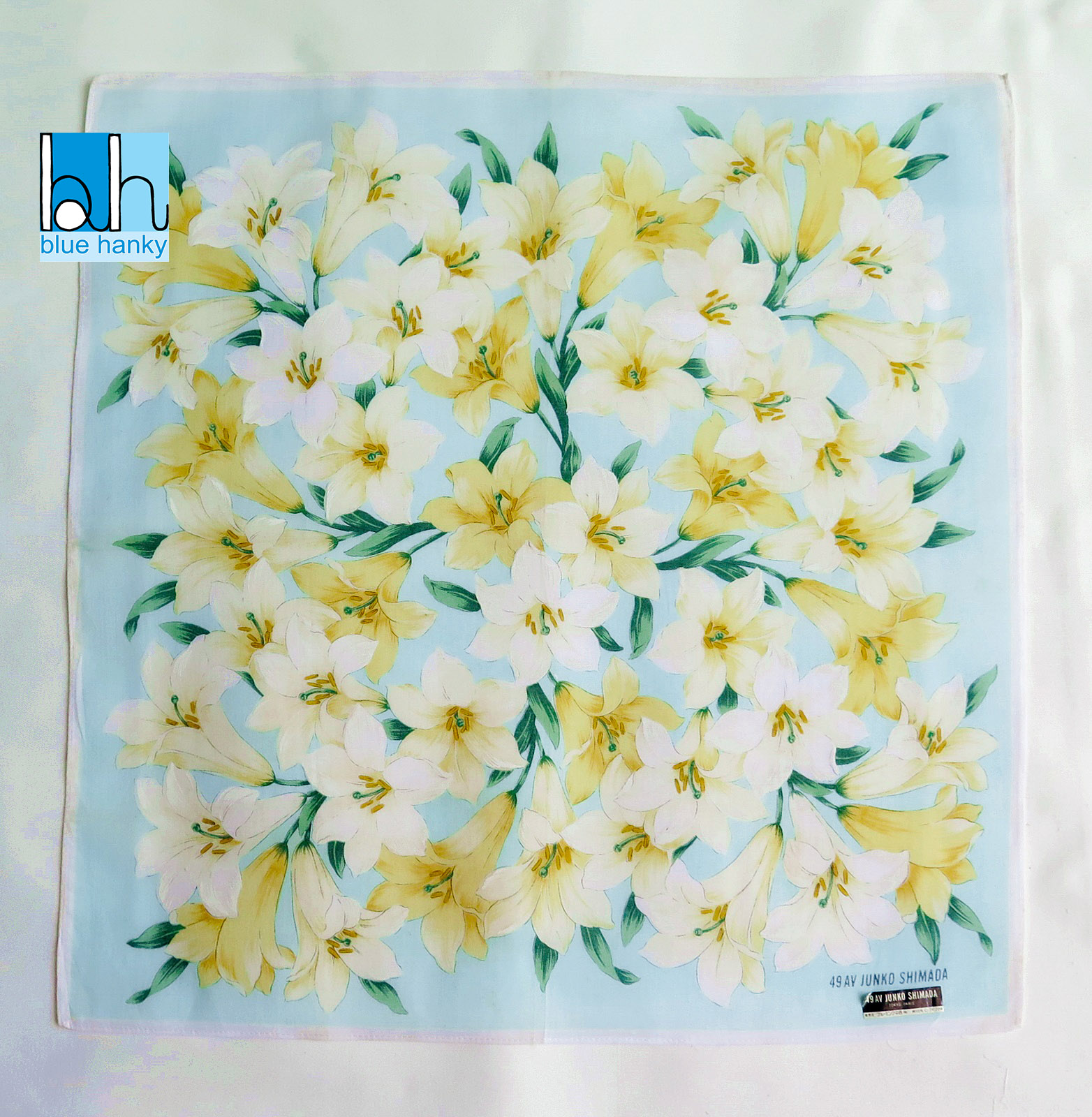 #71 18" JUNKO SHIMADA ผ้าเช็ดหน้ามือ2 สภาพดี ผ้าเช็ดหน้าผืนใหญ่