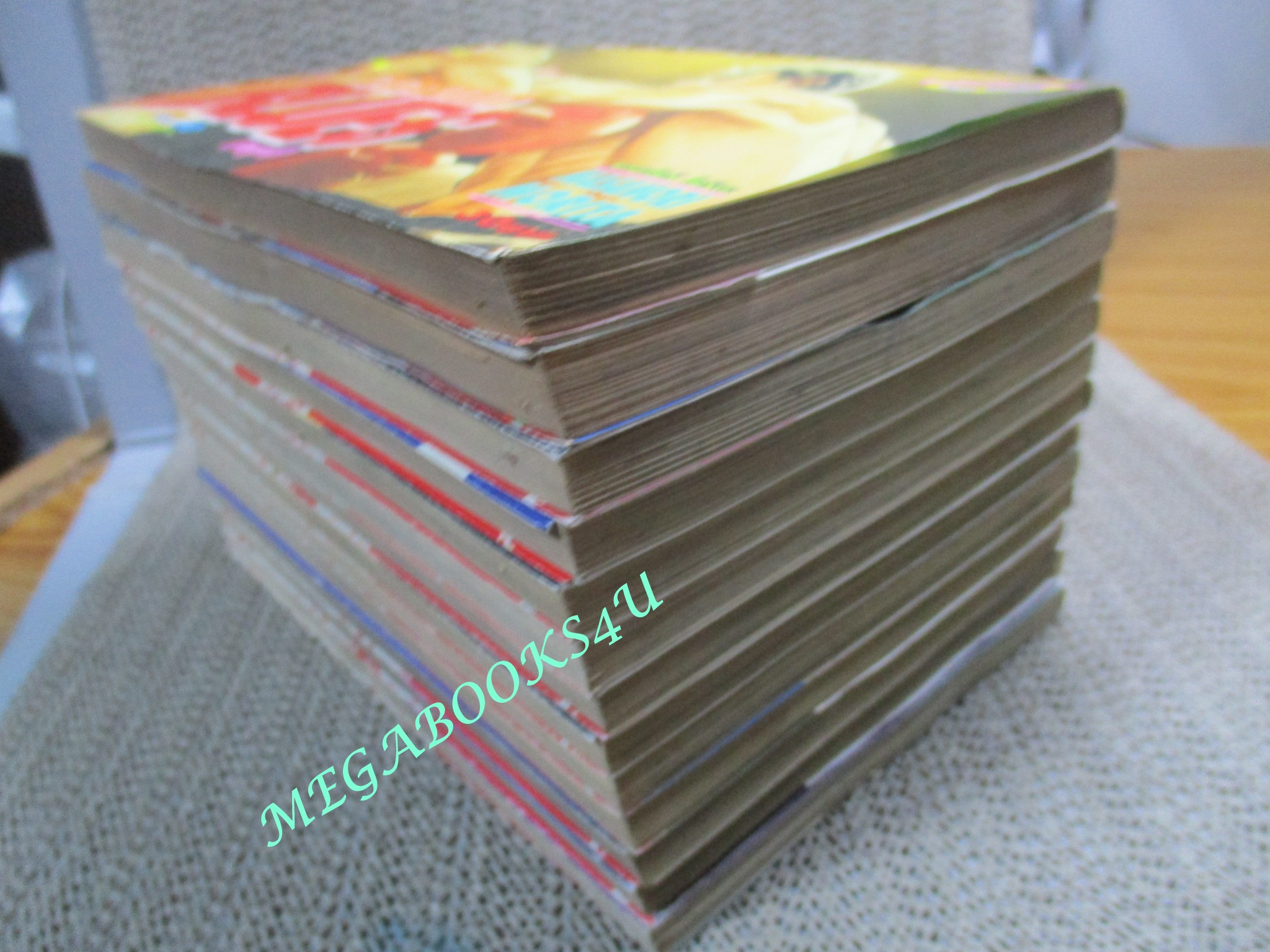 การ์ตูนบ้าน จอมเก BLUES (บูลส์) ขายแยกเล่ม เล่ม 07, 08, 09, 10, 11, 12,13, 14, 15, 16, 17, 35, 40, สนพ.สยามฯ เล่มละ20บาท การ์ตูนบ้าน