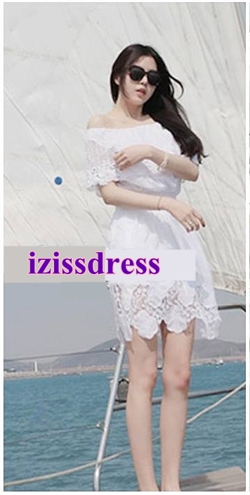 **หมดค่ะ**เดรสเปิดไหล่แต่งลูกไม้โครเชต์ช่วงอกชายกระโปรงแต่งลูกไม้ลายดอกไม้น่ารักมากๆค่ะ