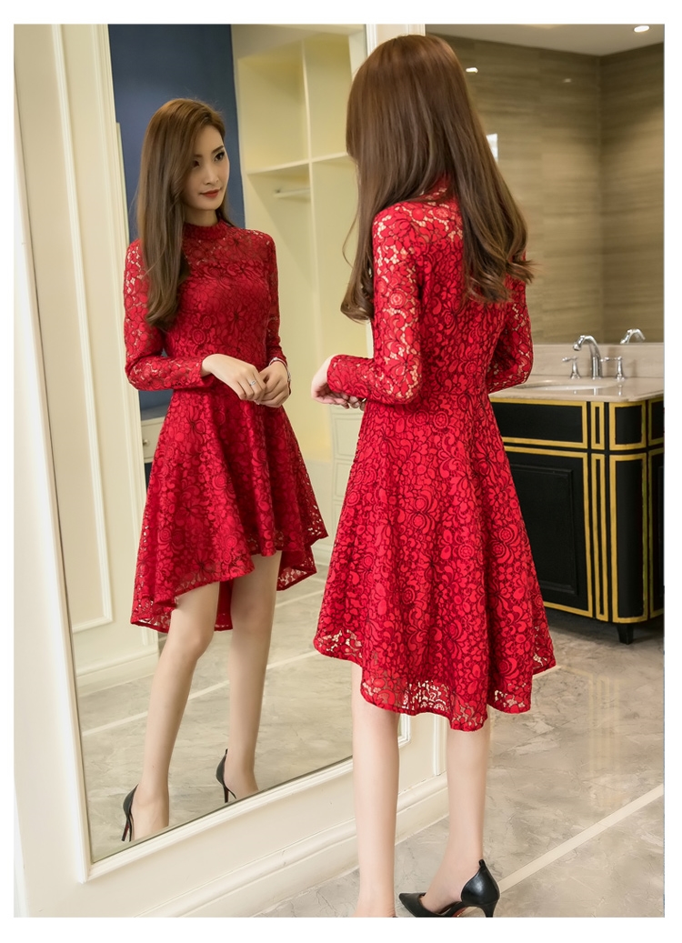 **พร้อมส่ง**เดรสผ้าลูกไม้เนื้อดีสีแดง เนื้อนิ่ม ผ้ายืดหยุ่นได้ดี แขนยาว ดีไซน์เก๋ กระโปรงด้านหน้าสั้น ด้านหลังยาว มีซับใน มีซิบด้านหลังลำตัว สวยมากๆๆค่ะ