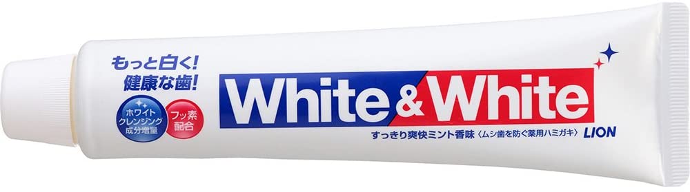 พร้อมส่ง ยาสีฟัน LION White & White (Clean Fresh Mint) 150 g ยาสีฟันช่วยให้ฟันขาวสะอาด เพื่อสุขภาพของเหงือกและฟัน