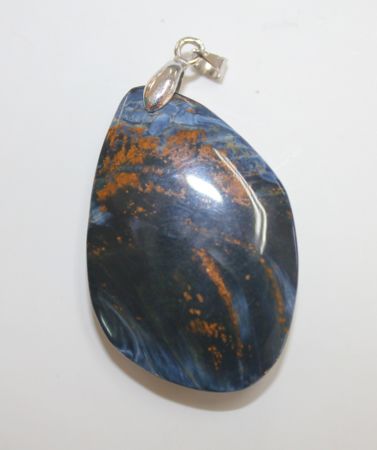 จี้หินบูลปีเตอร์ไซต์ ( Blue Pietersite)