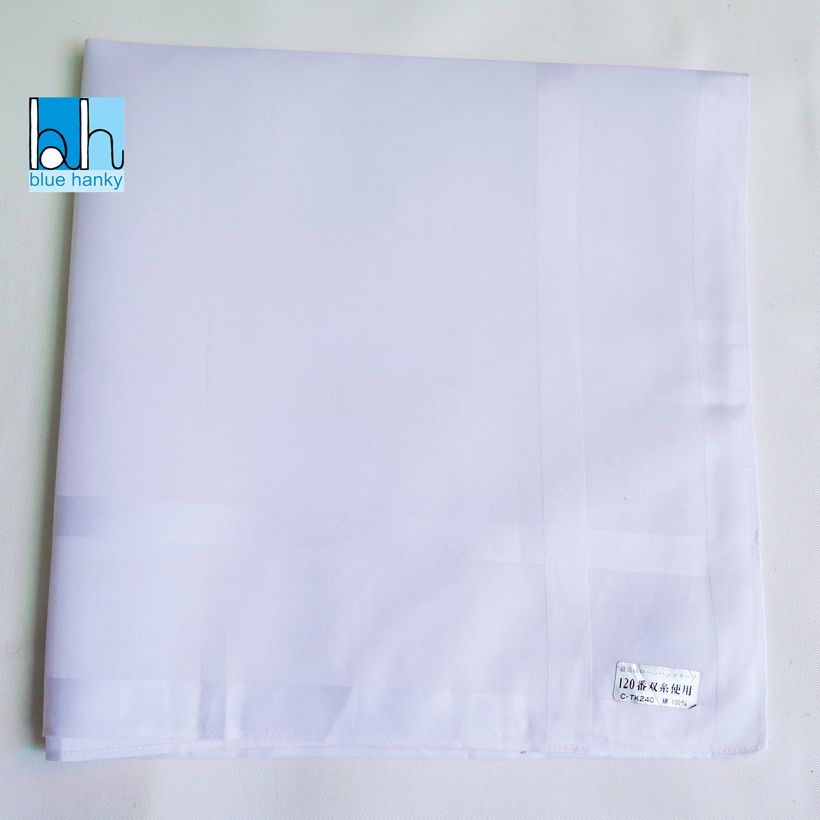 #125 18" สีขาว ผ้าเช็ดหน้ามือ2 สภาพดี ผ้าเช็ดหน้าผืนใหญ่