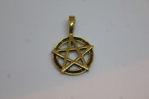เพนทาเคิล(Pentacle)