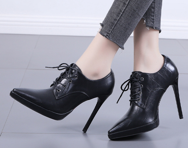 รองเท้าส้นสูงปลายแหลมหุ้มเท้า ไซส์ 34-39 มี 2 รุ่น สีดำ/เทา