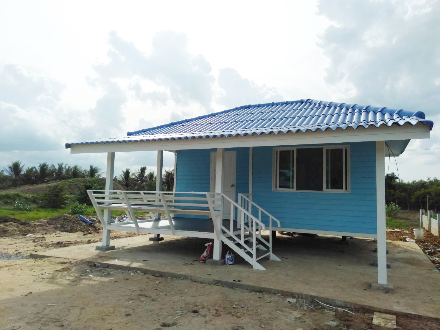 บ้านน็อกดาวน์โครงสร้างเหล็ก ขนาด 4*6 เมตร พร้อมระเบียง ขนาด 2*3 เมตร