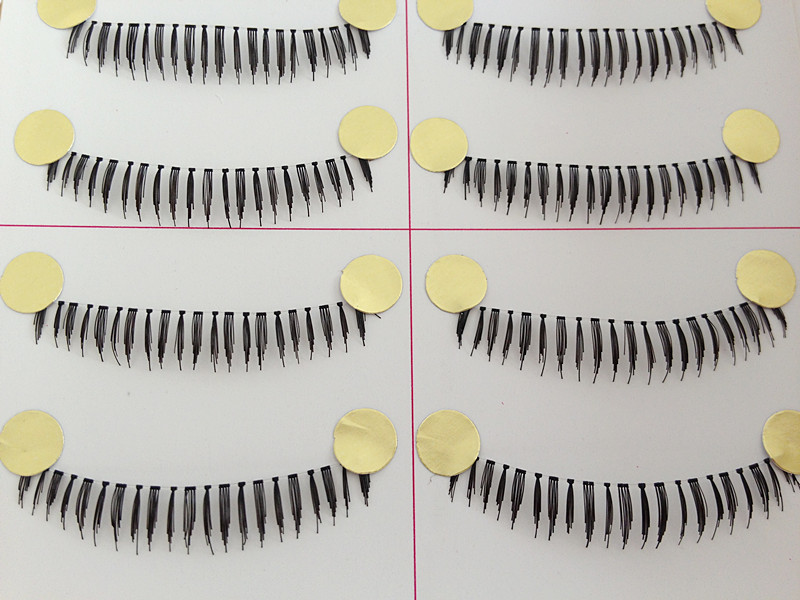 MC-28 ขนตาล่างเอ็นใส (ราคาส่ง) ขั้นต่ำ 15 เเพ็ค คละเเบบได้