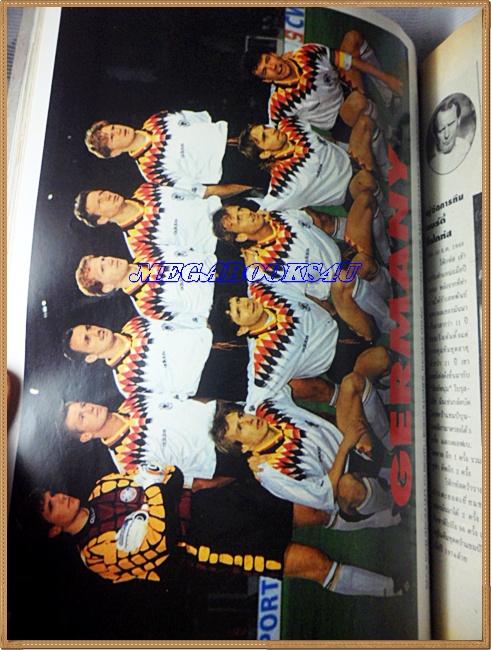 OC3502;นิตยสารฟุตบอลรีวิวฟุตบอลโลก1994 สหรัฐ โดยสตาร์ซอคเก้อร์ สันปกขาดหน่อย สภาพสวย