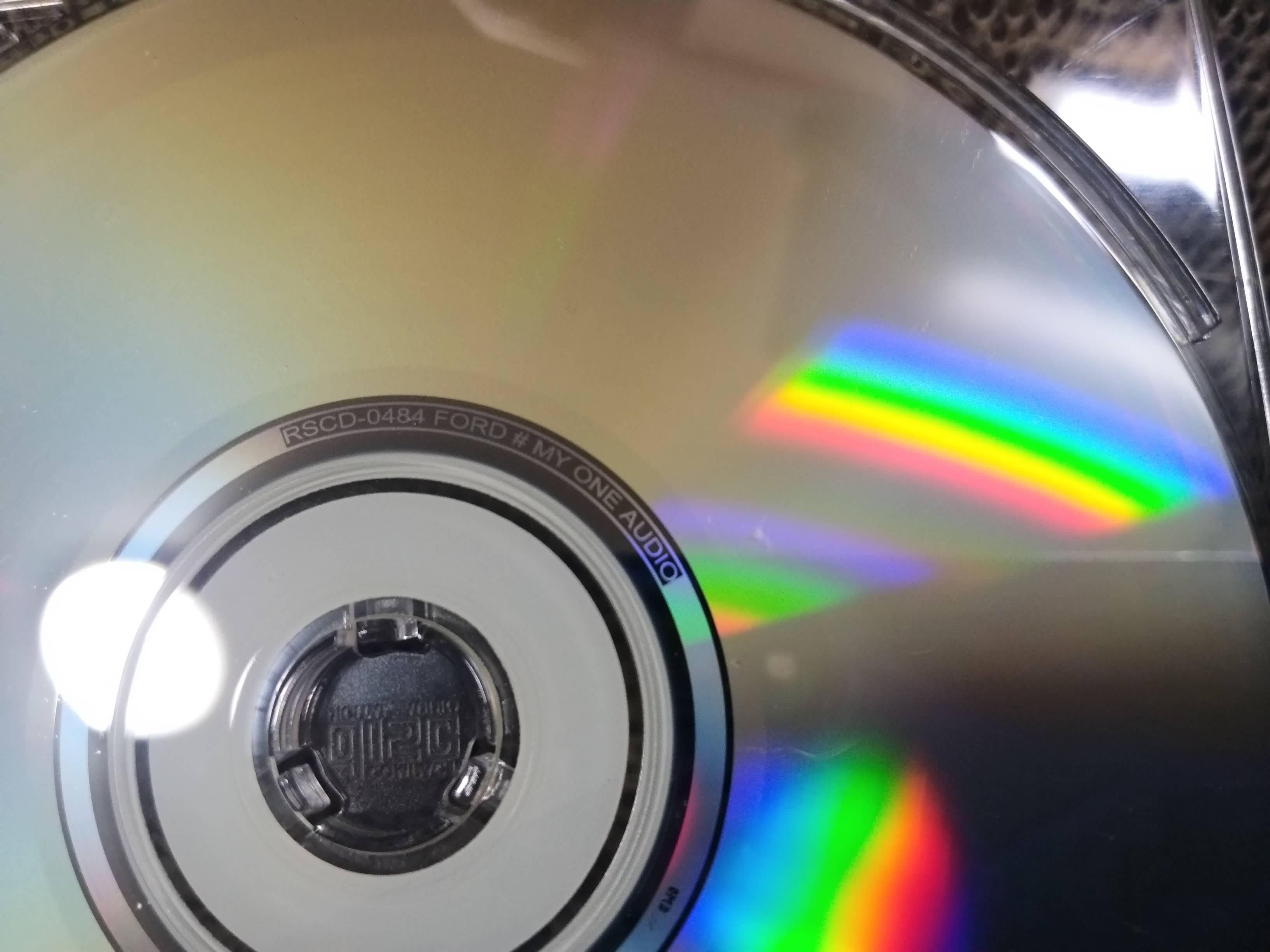 ซีดีเพลงไทยสากล ฟอร์ด FORD อัลบั้ม MY ONE บรรจุ11เพลง // ปกสวย เจาะ แผ่นแท้ แผ่นสวย / ปกและแผ่นมีปากกาเมจิคเขียนข้อความไว้