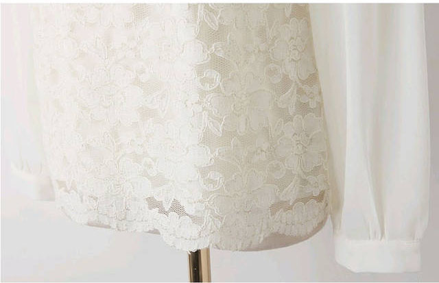 ***หมดค่ะ*** เสื้อทำงานแขนยาวสีขาว ผ้าชีฟองผสมลูกไม้ มีกระดุมที่หลังคอ มีซับใน เหมือนแบบค่ะ