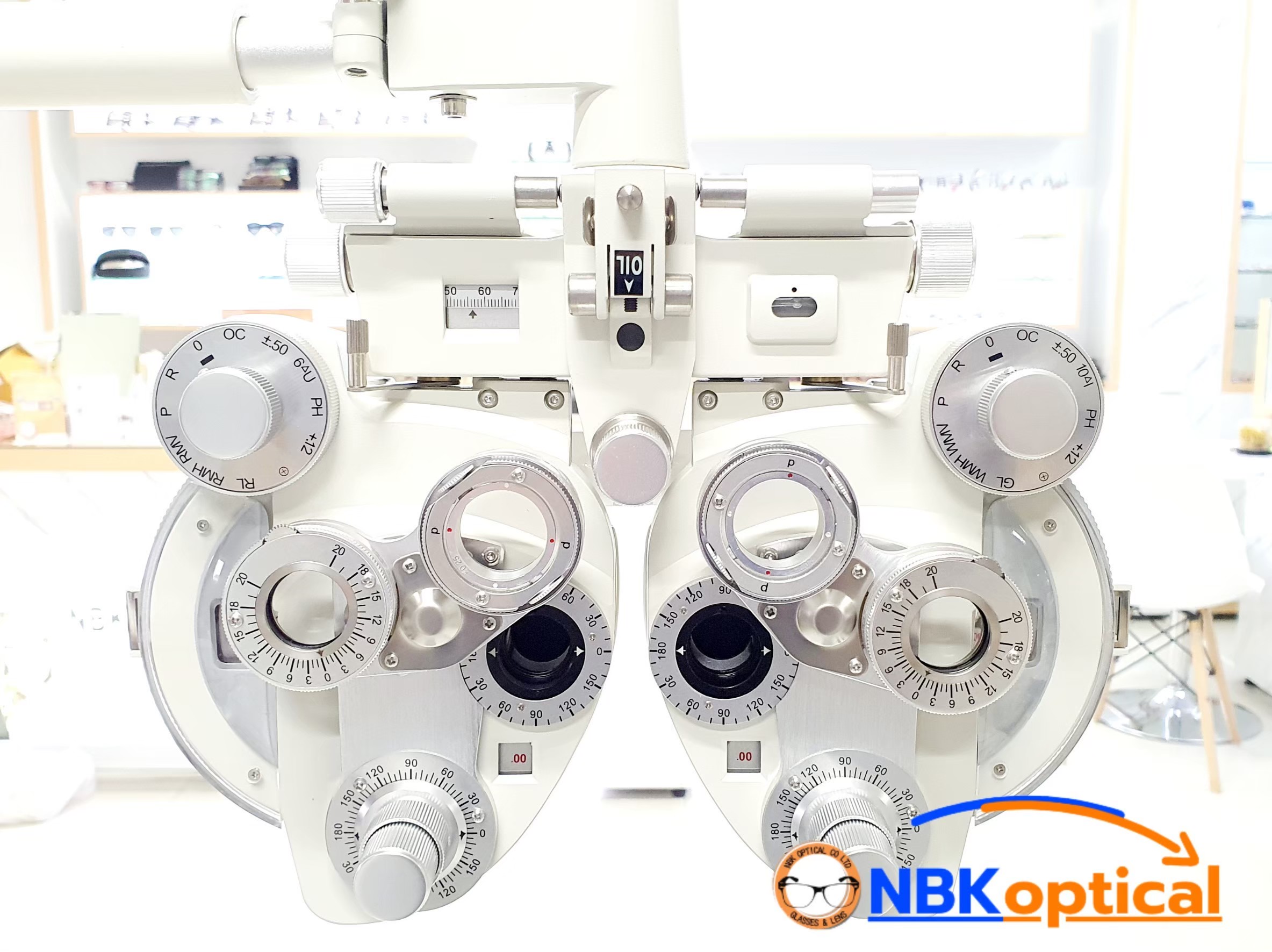 โฟรล็อปเตอร์ ST-100 สีขาว