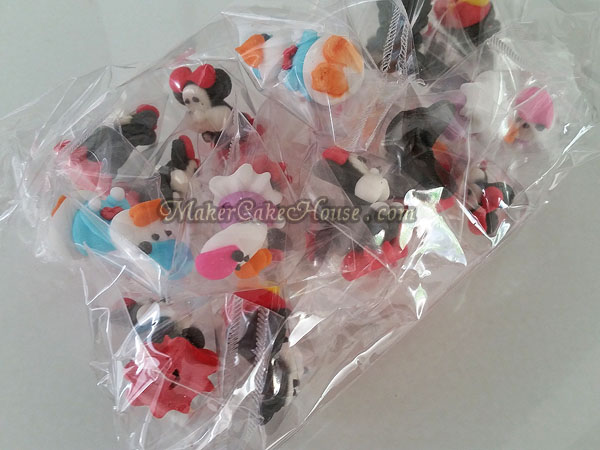 ตุ๊กตาไอซิ่งรูปมิกกี้เม้าส์ และเพื่อน ( 20 ชิ้น )