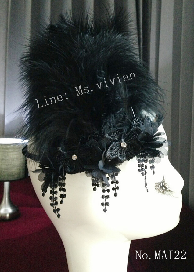 MAI22 มงกุฎขนฟู ห้อยระย้าข้าง(งาน handmade)**สินค้ามีจำกัด**