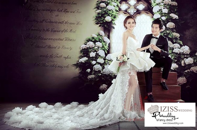 **พรีออเดอร์**รหัส PW061ชุดถ่ายพรีเว็ดดิ้ง (pre wedding dress) ชุดแต่งงานชายหญิง
