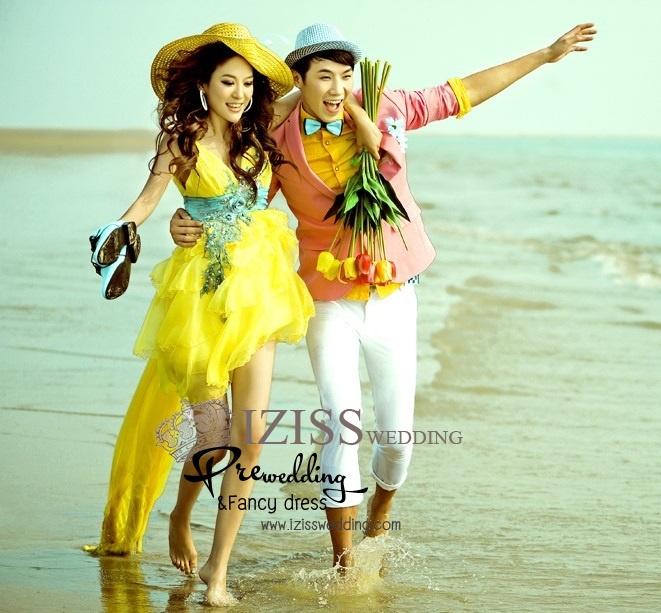 ***พร้อมส่ง***ชุดถ่ายพรีเว็ดดิ้งริมทะเล (pre wedding dress) ชุดแฟนตาซีชายหญิงธีมสีเหลือง