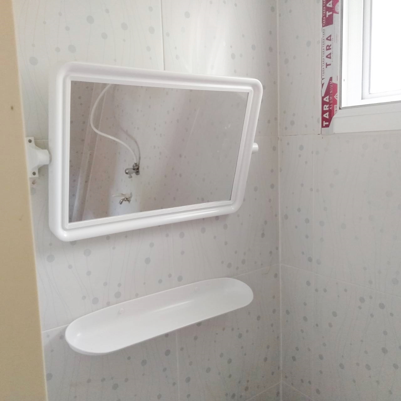 บ้านน็อคดาวน์ หลังนี้ ขนาด 4*6 เมตร พร้อมระเบียงหลังคาคุม ขนาด2*6เมตรเต็มหน้าบ้าน และระเบียงขนาด 2*3 เมตร