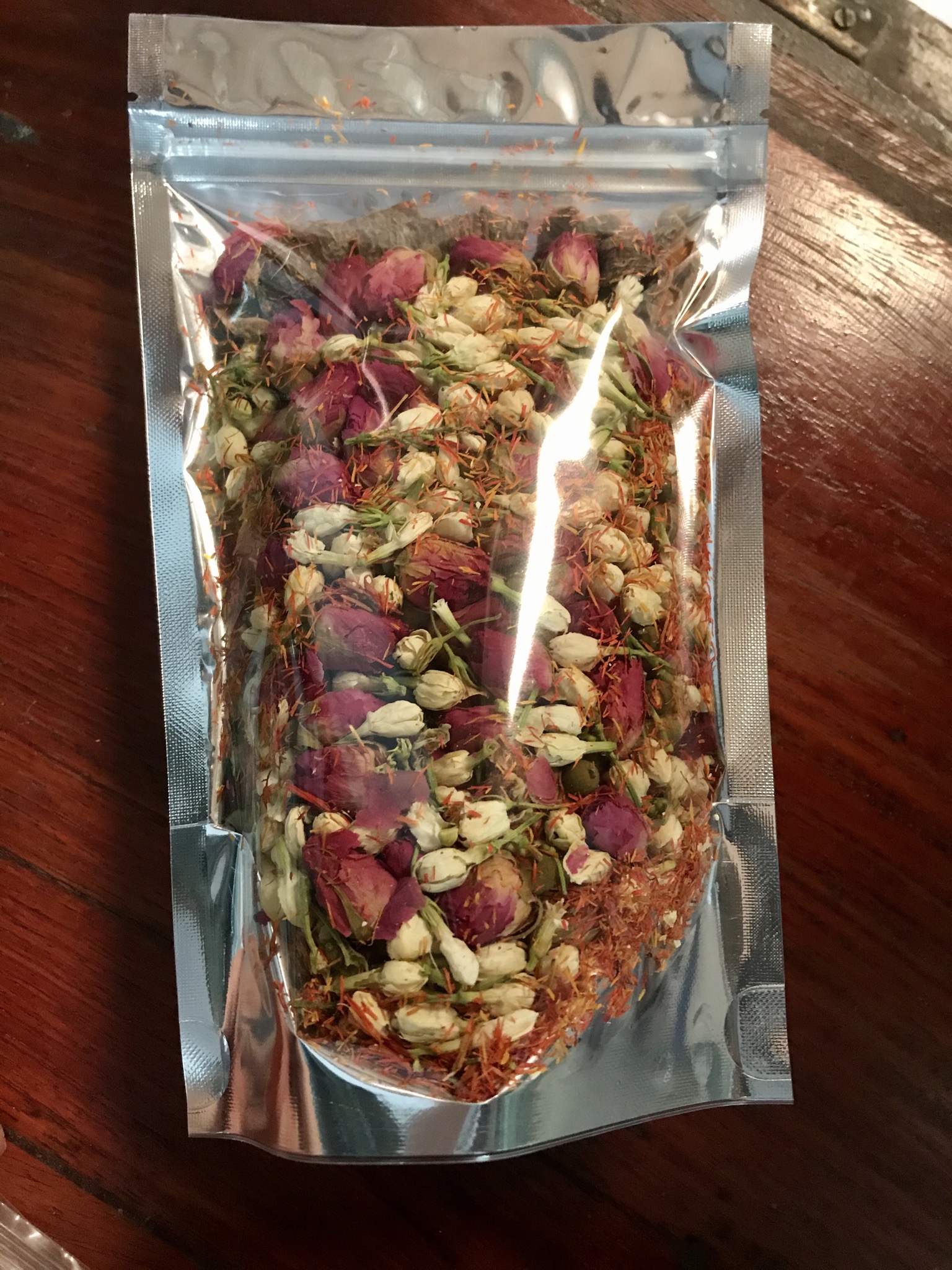 ชุดดอกไม้รดน้ำ-ดำหัว