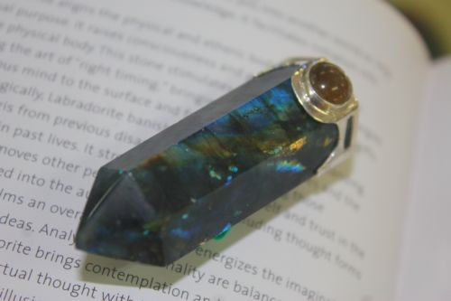 ลาบาโดไลต์เพนดูลั่ม ( Labradorite Pendulum )