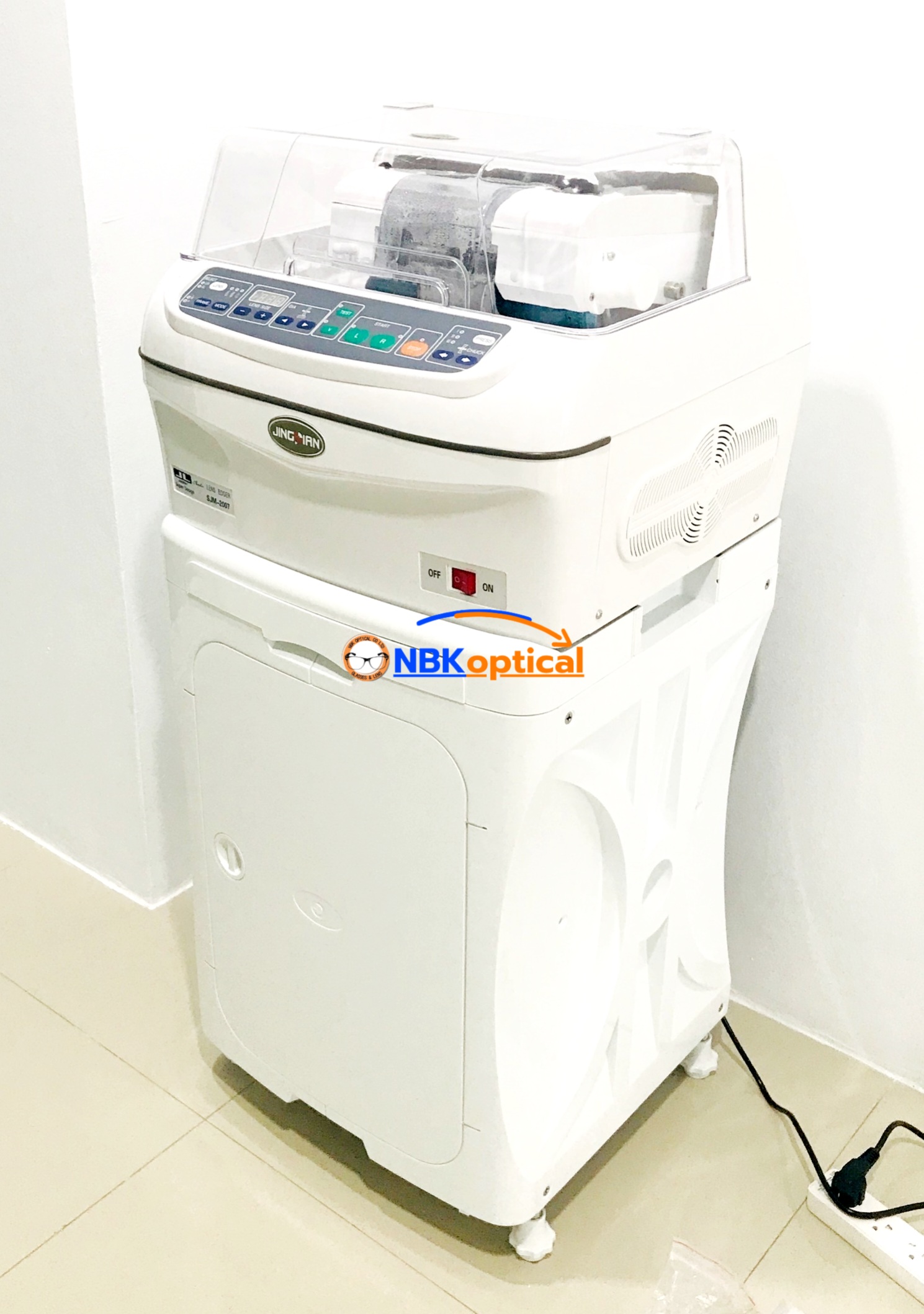 เครื่องฝนเลนส์ออโต้ระบบอัตโนมัติ Automatic Lens edger SJM-2007