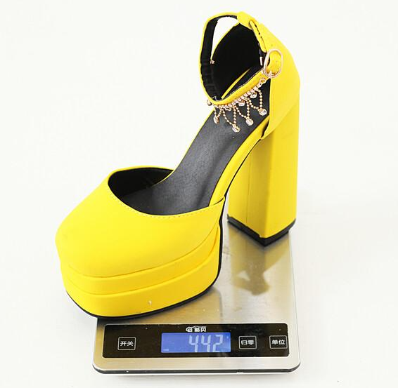 รองเท้าส้นสูงรัดข้อส้นหนา ไซส์ 34-46 สีดำ/แดง/ขาว/ชมพู/เหลือง/ส้ม