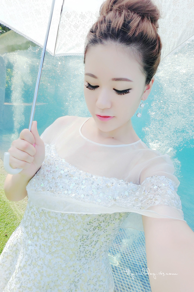 ***พร้อมส่ง***เดรสสีขาวปักเลื่อม ซีทรูช่วงไหล่ ชายกระโปรงพริ้วสวยงามมากค่ะ