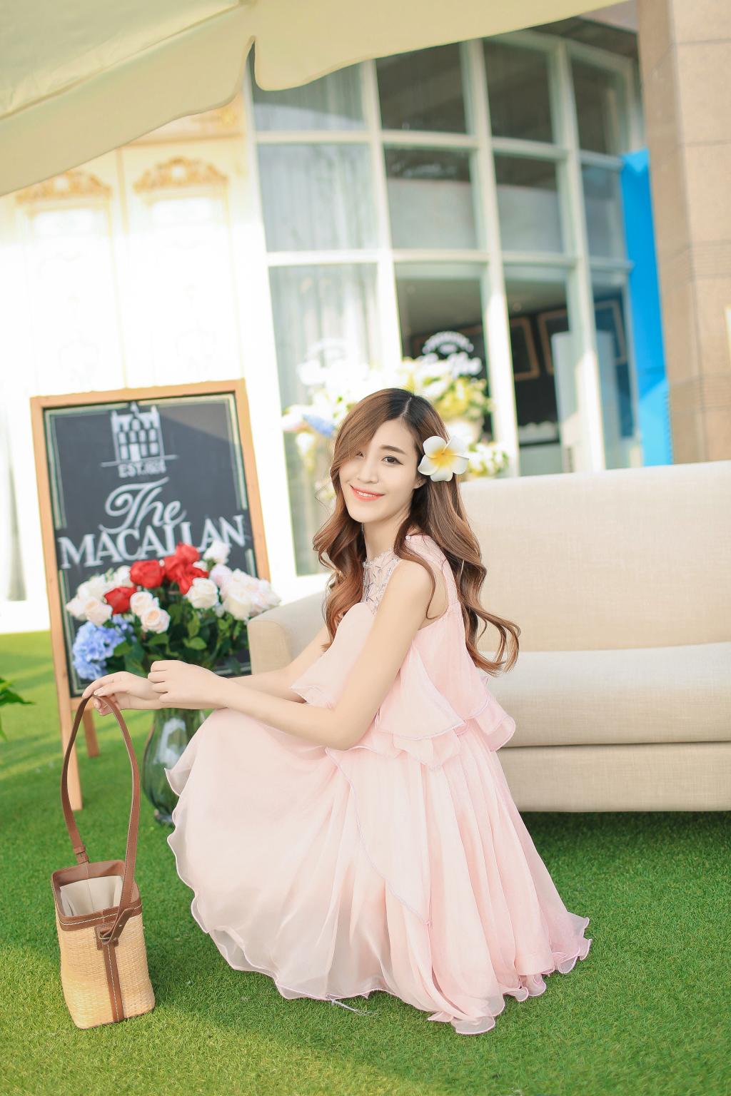 ***หมดค่ะ***เดรสชีฟองแขนกุดสีชมพู ปักคริสตัลช่วงอก กระโปรมพริ้วสวยหวาน น่ารักมากๆค่ะ