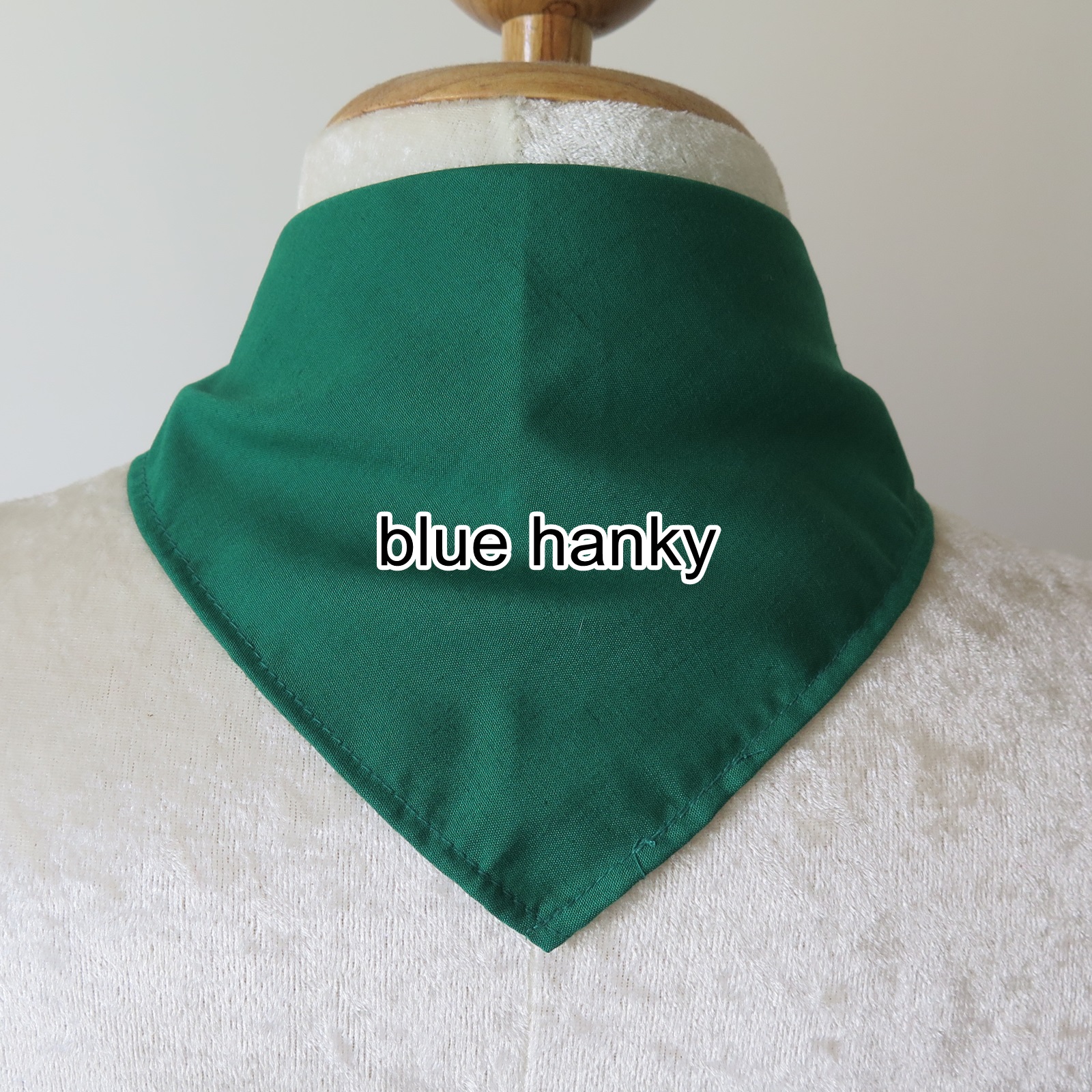 30ผืน สีเขียวเข้ม สามเหลี่ยม120ซม ลูกเสือ