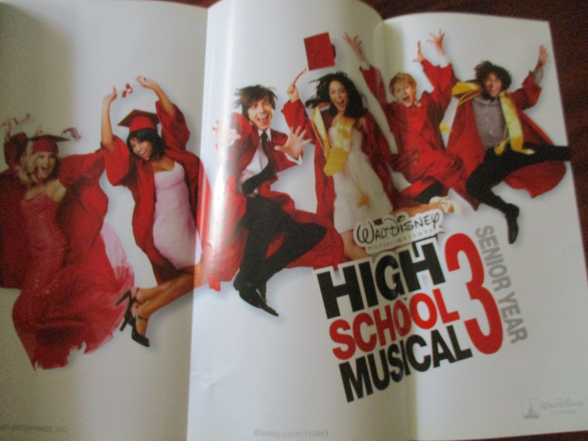 นิตยสารSTARPICS สตาร์พิค SP.742 ปี2552 มีโปสเตอร์ในเล่ม