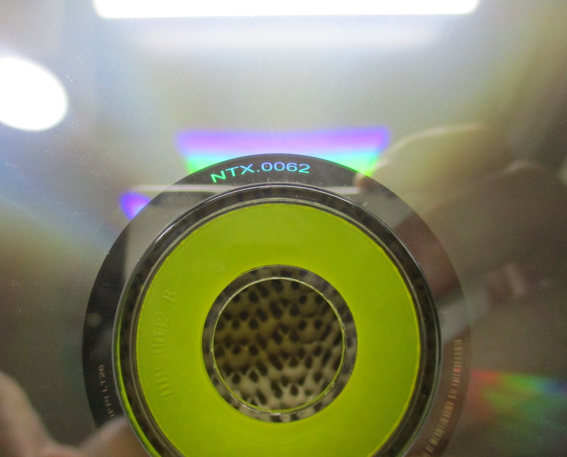 ซีดีเพลงไทยสากล ดิ อินโนเซ้นท์ อัลบั้ม 20ปี ดิ อินโนเซ้นท์ // ปกสวย แผ่นสวย มีรอยนิดเดียว