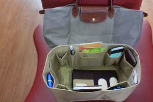ช่องจัดระเบียบกระเป๋า Longchamp