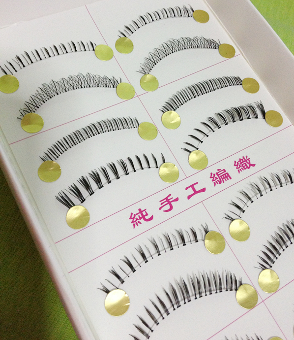 MIX-4# ขนตาmix (ราคาส่ง) 15 เเพ็คขึ้นไป คละเเบบได้ (มีเปลี่ยนเเบบบางคู่บ้าง)