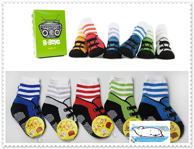 ถุงเท้าเด็กลายรองเท้าใส่น่ารักเหมือนใส่รองเท้าจริง