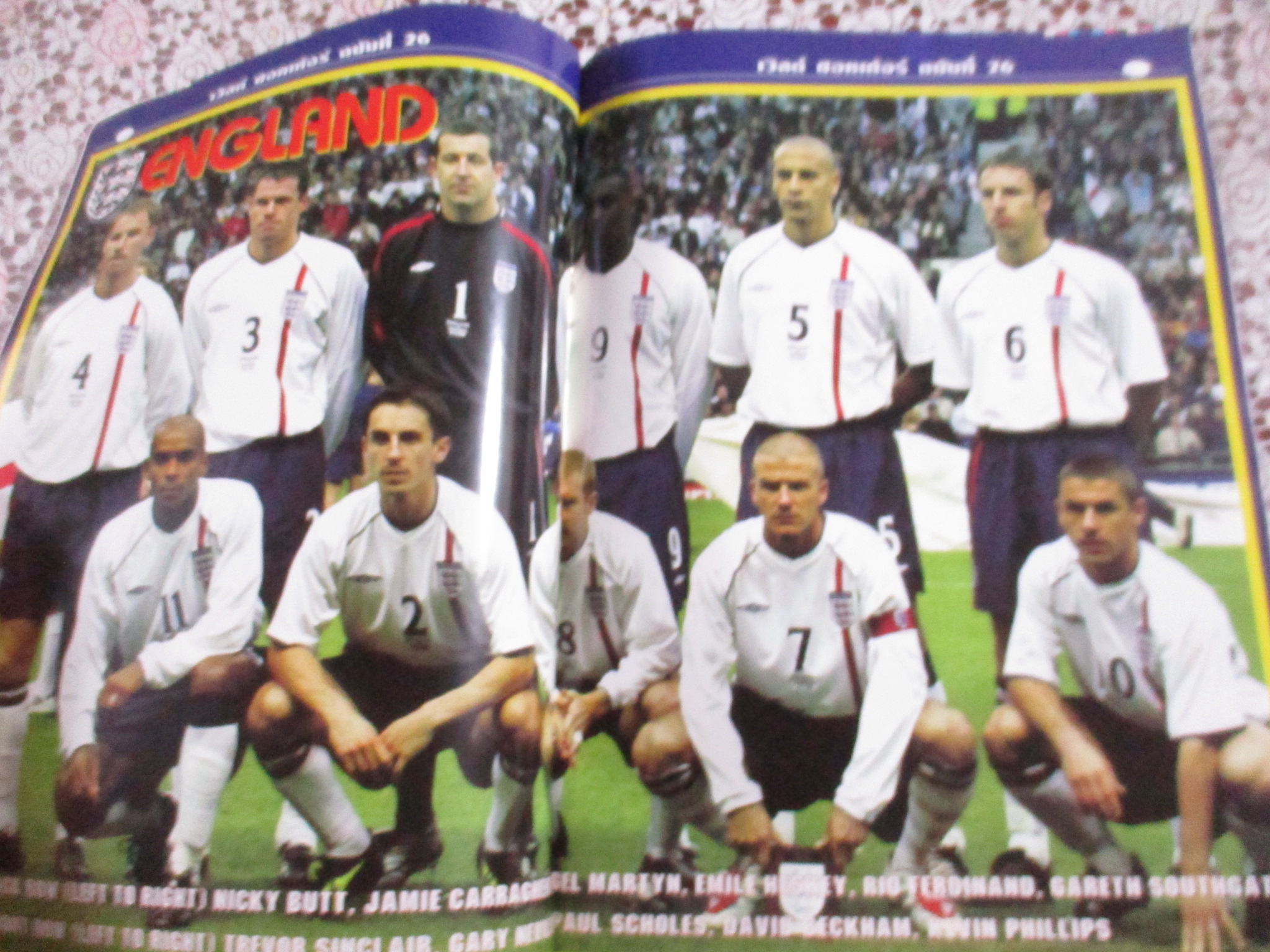 เวิลด์ซอคเกอร์ ฉบับที่26 ปี2544 ตำหนิ ปกหลังไม่มี