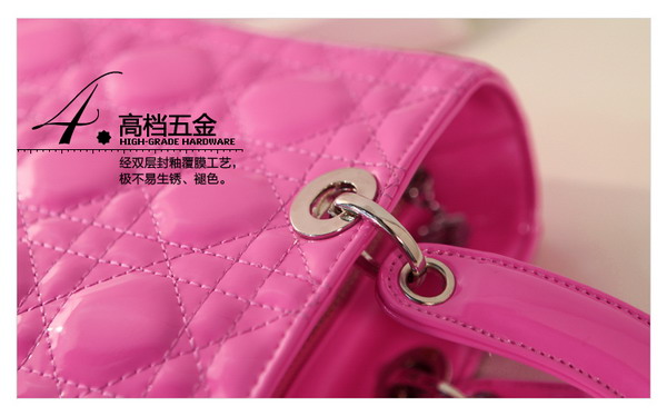 **Pre-order** กระเป๋า axixi แท้ มี 3 สี คือ สีชมพู น้ำเงิน เหลือง