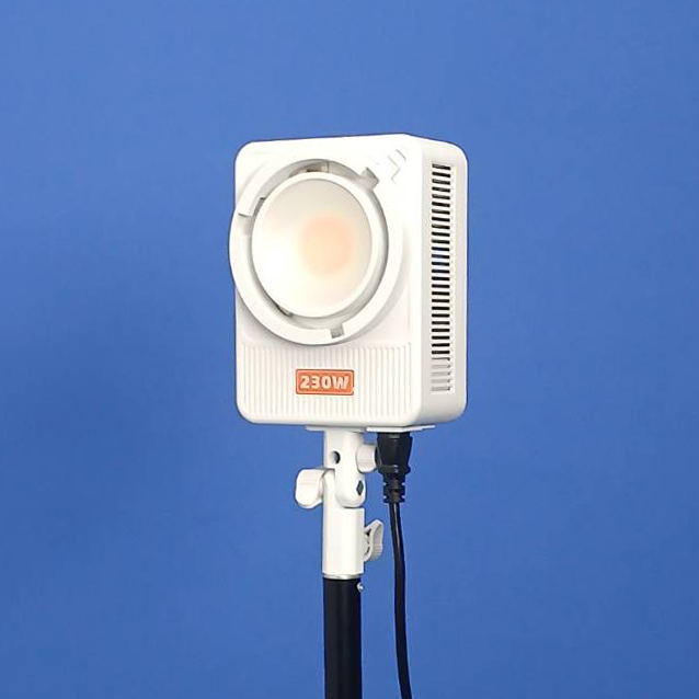 ExpertiQ 230W RGB Color LED Set 1X