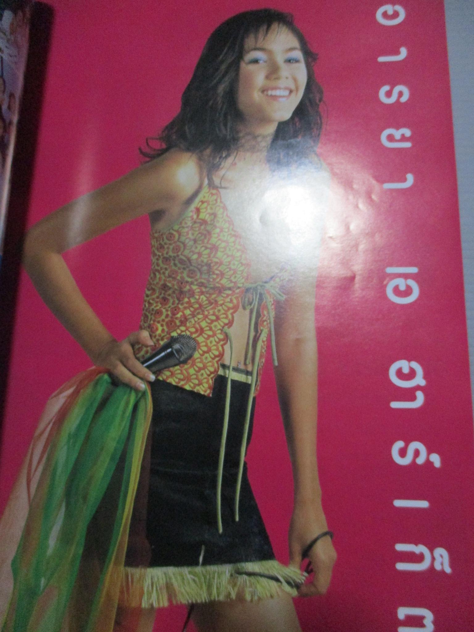 นิตยสารภาพยนตร์บันเทิง ฉบับที่1372 ปี2546 ปก ชมพู่ อารยา