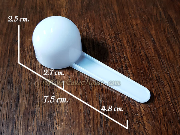 ช้อนตวงอาหารเสริม นมผง หรือส่วนผสม 9 cc. แบบก้นมน ด้ามสั้น ( ราคา 10 ชิ้น )