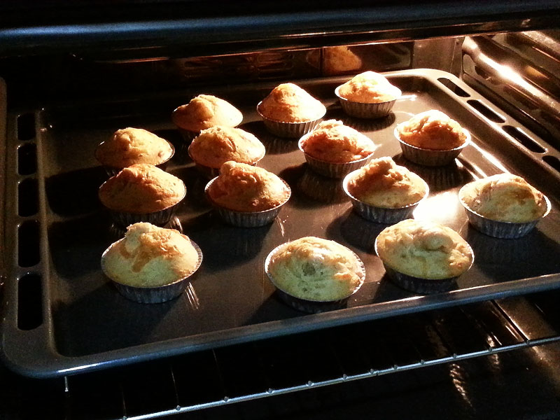 Muffin แฮมพริกไทยดำจากอุปกรณ์เบเกอรี่ในครัว